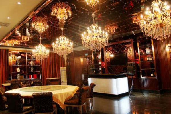 丝袜按摩大足行，体验不一样的重庆风情！